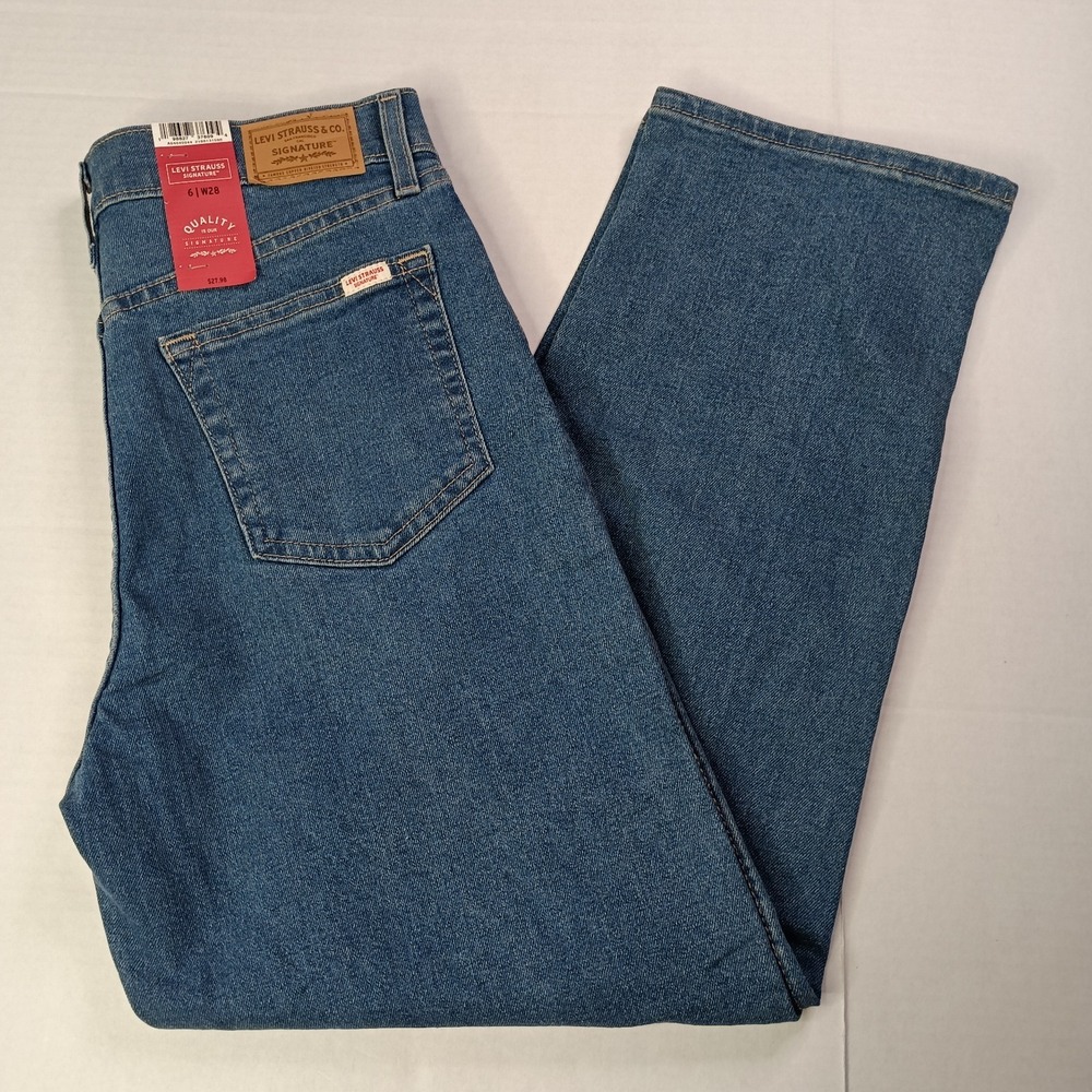 Levi Strauss Women's Straight Jeans 6 28x26 Blue Comfort Stretch High Rise